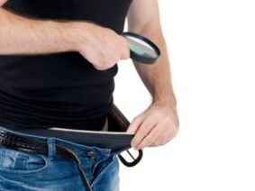 E Mann ass besuergt iwwer d'Gréisst vu sengem Penis